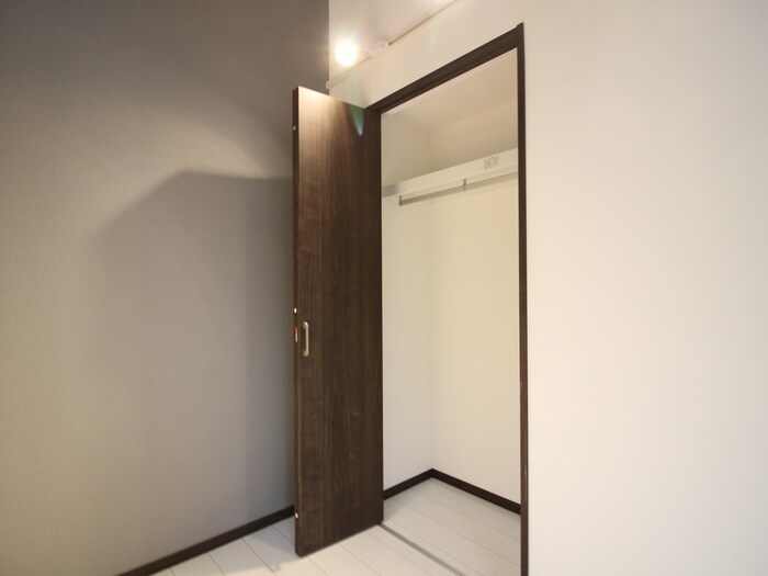 物件内観写真22　(収納)