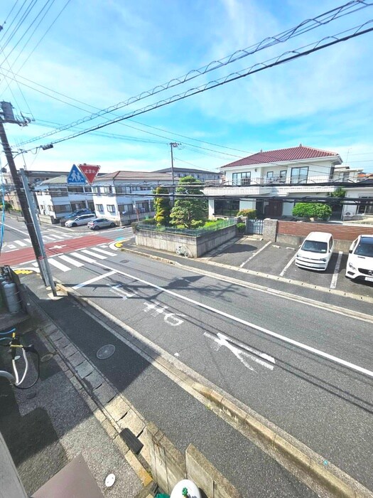 物件内観写真18　(室内からの展望)