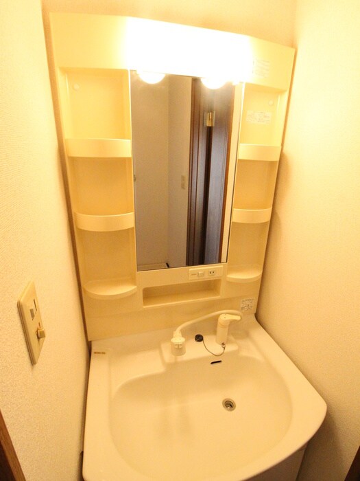 物件内観写真12　(洗面)