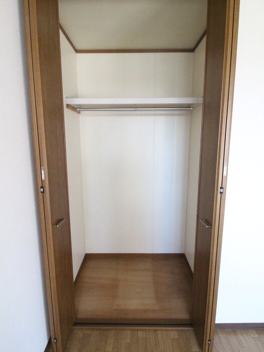 物件内観写真18　(収納)