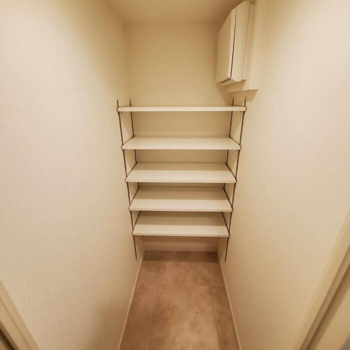 物件内観写真11　(靴箱)