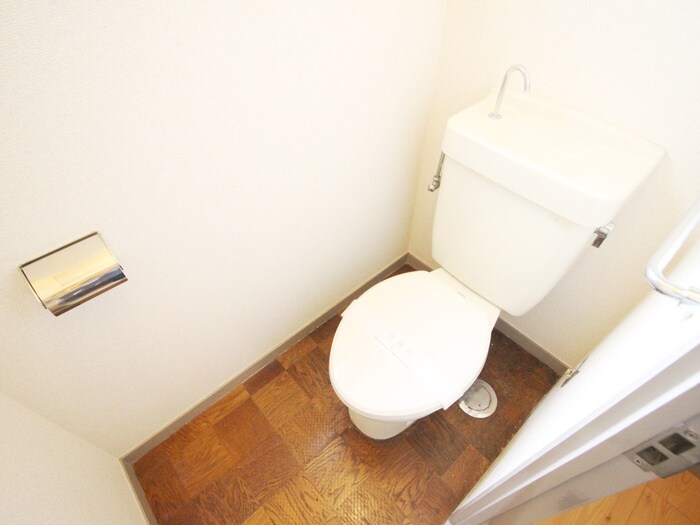 物件内観写真14　(トイレ)