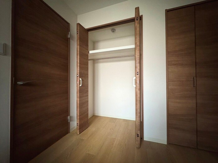 物件内観写真12　(収納)