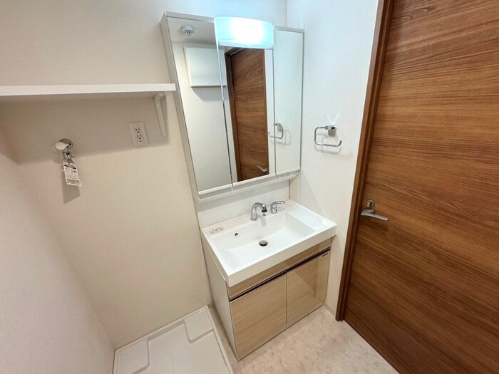 物件内観写真15　(洗面)