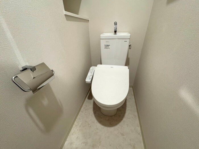 物件内観写真16　(トイレ)