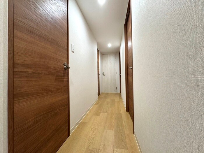 物件内観写真21　(廊下)