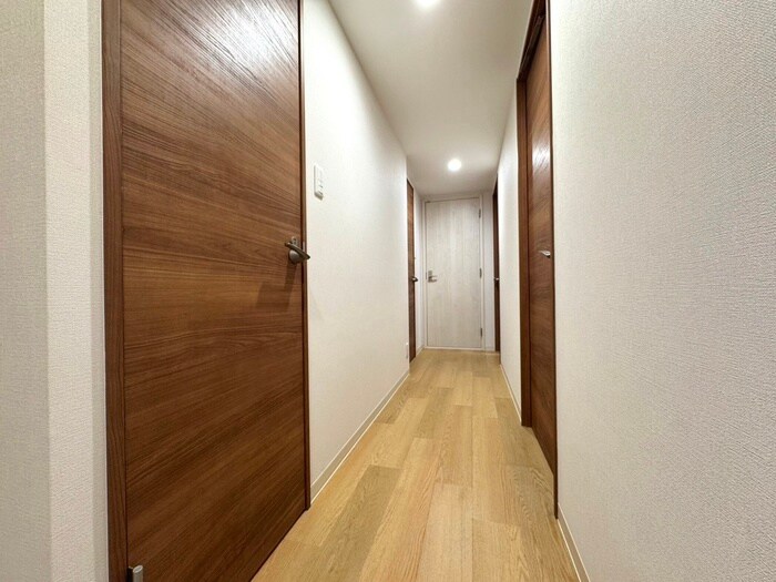 物件内観写真21　(廊下)