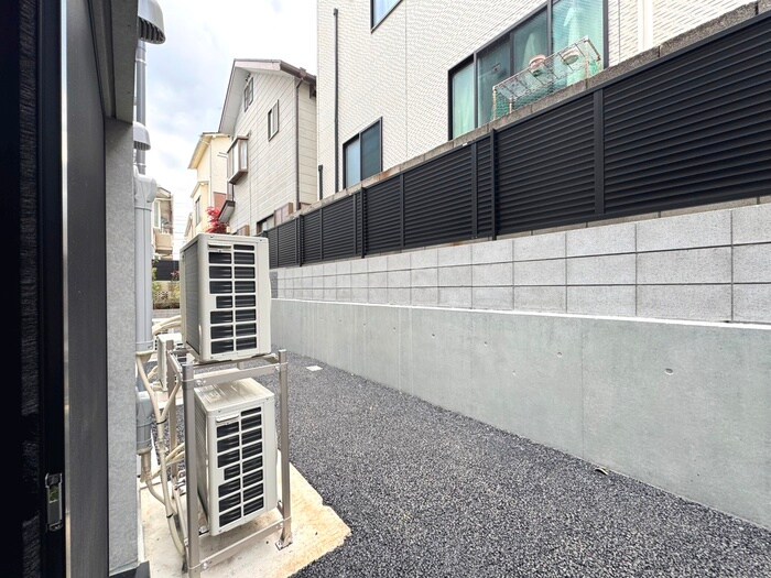 物件内観写真22　(室内からの展望)