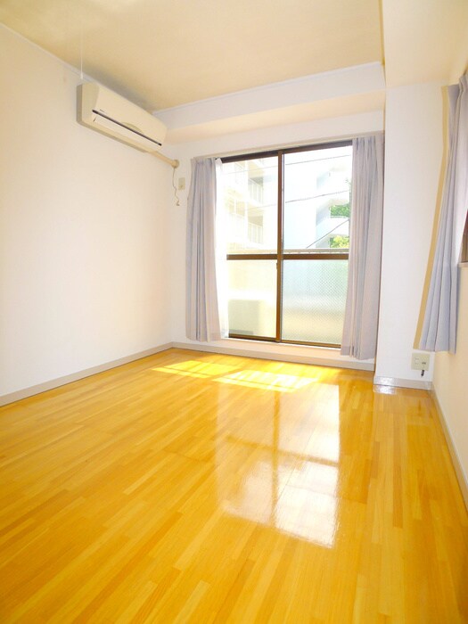 物件内観写真4　(内観写真)