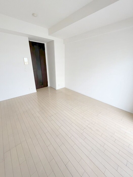 物件内観写真3　(居室)