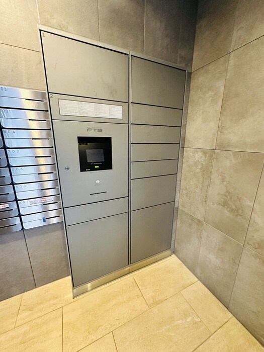 物件外観写真4　(建物設備)