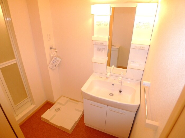 物件内観写真11　(洗面)