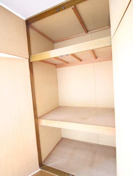 物件内観写真10　(収納)