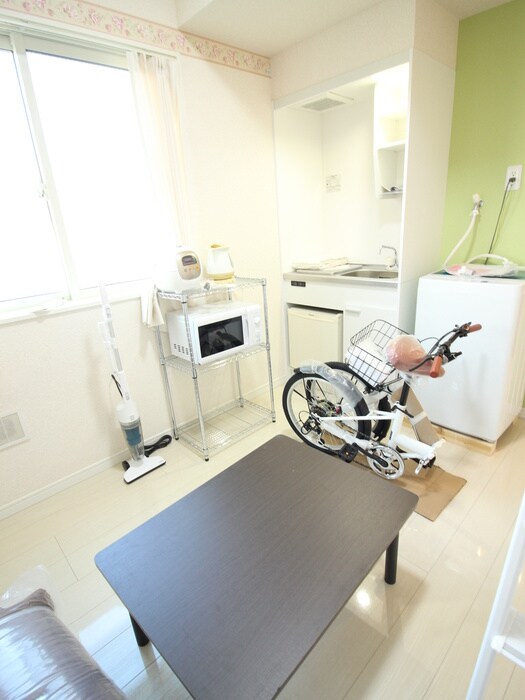 物件内観写真14　(洗濯機置場)