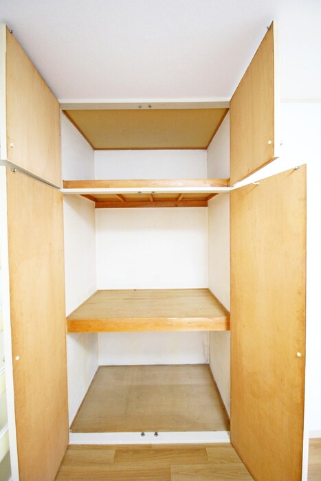 物件内観写真11　(収納)