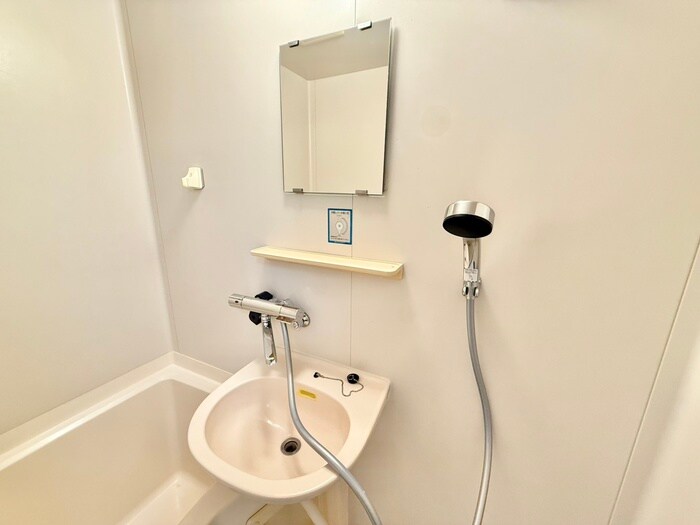 物件内観写真13　(洗面)