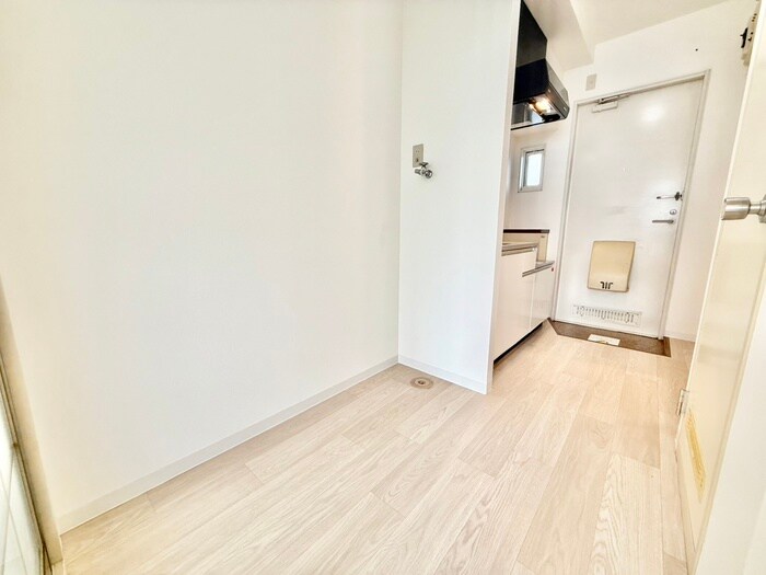 物件内観写真19　(洗濯機置場)