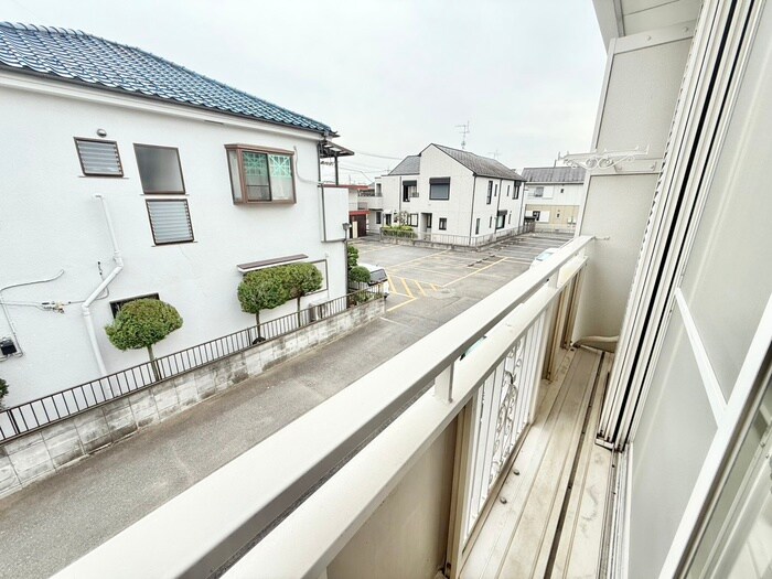 物件内観写真22　(室内からの展望)