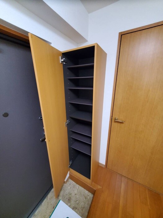 物件内観写真8　(靴箱)