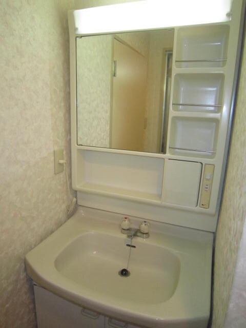 物件内観写真5　(洗面)