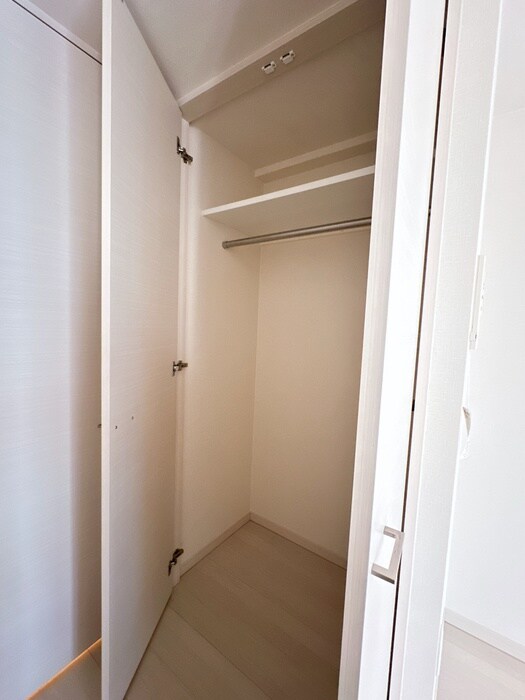 物件内観写真22　(収納)