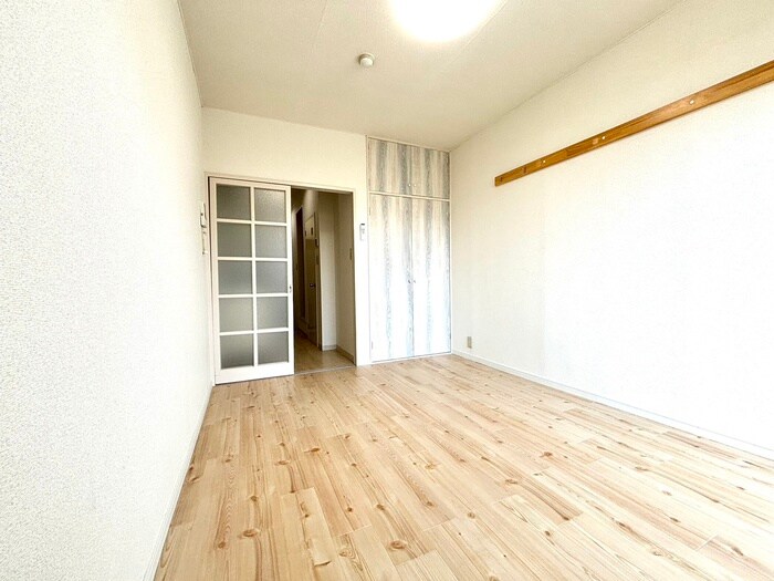 物件内観写真9　(居室)