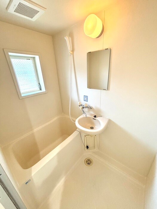 物件内観写真12　(バス／シャワールーム等)