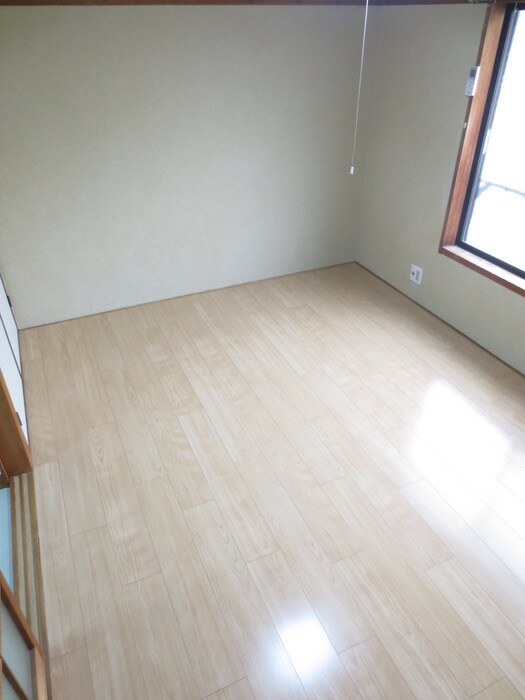 物件内観写真7　(居室)