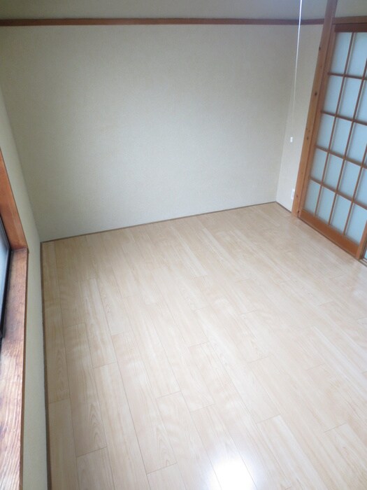 物件内観写真9　(居室)