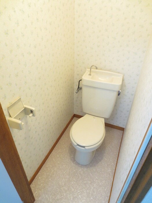 物件内観写真10　(トイレ)