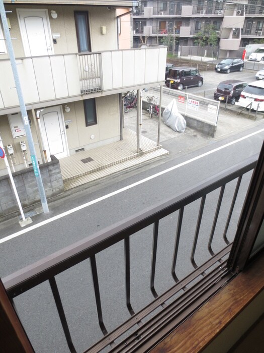 物件内観写真13　(室内からの展望)