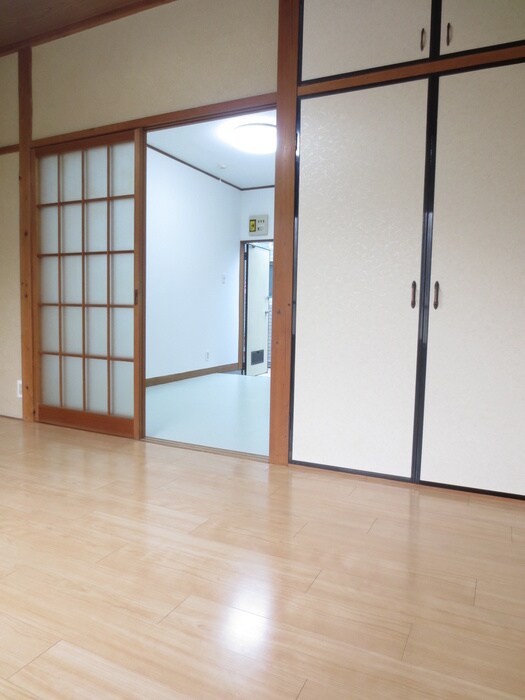 物件内観写真21　(居室)