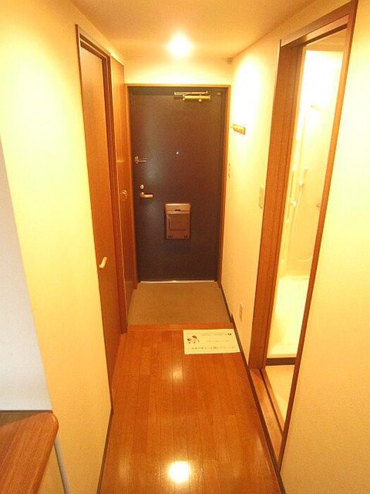 物件内観写真12　(廊下)