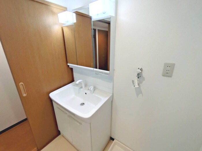 物件内観写真12　(洗面)