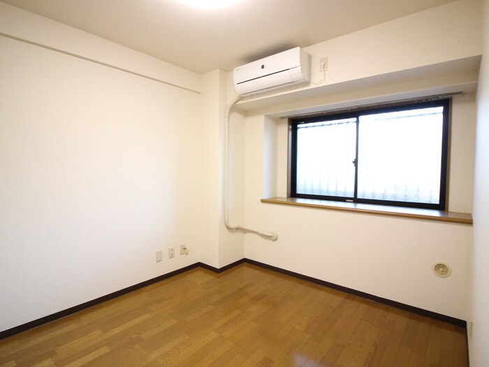 物件内観写真18　(居室)