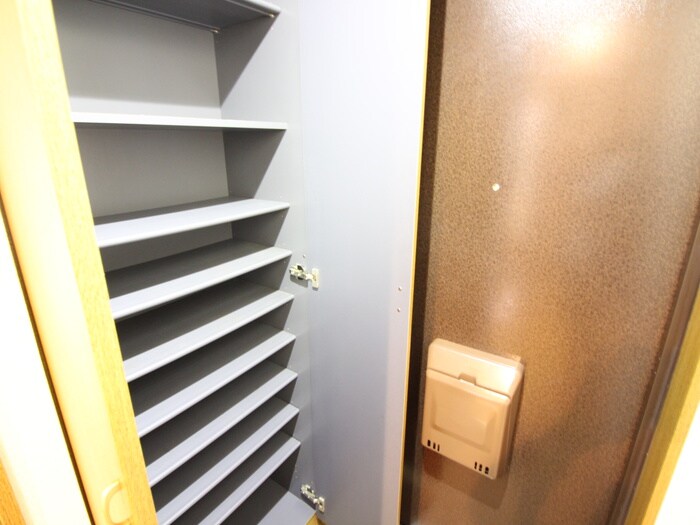 物件内観写真22　(靴箱)