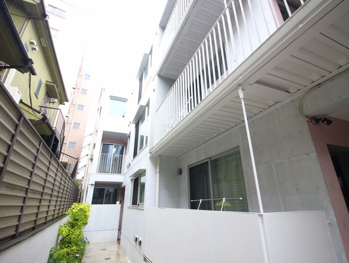 物件外観写真2　(外観写真)