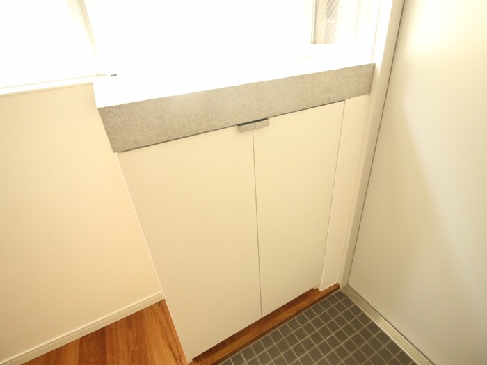 物件内観写真17　(靴箱)