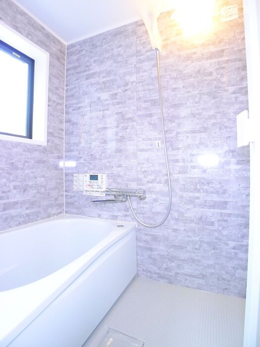 物件内観写真13　(バス／シャワールーム等)