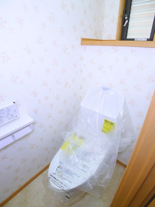 物件内観写真16　(トイレ)