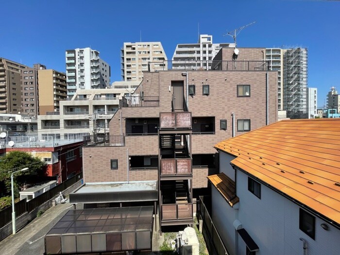 物件内観写真15　(室内からの展望)