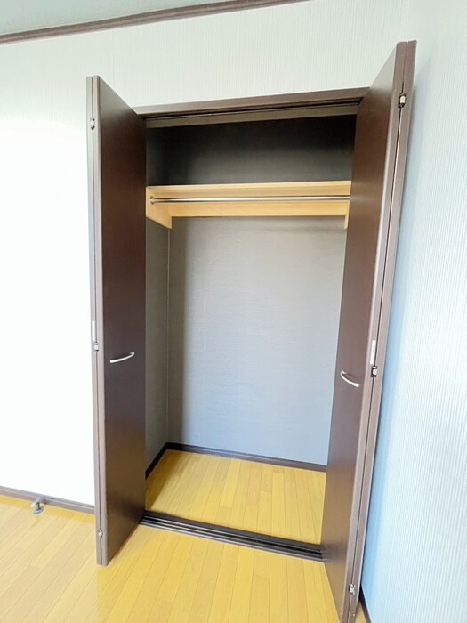物件内観写真11　(収納)