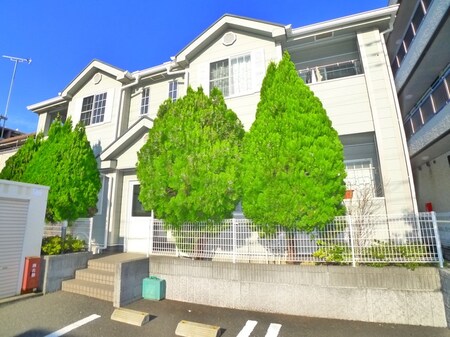 シャルマンヒルズ外観写真