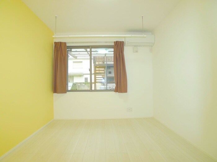 物件内観写真21　(室内からの展望)