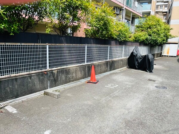 バイク置き場