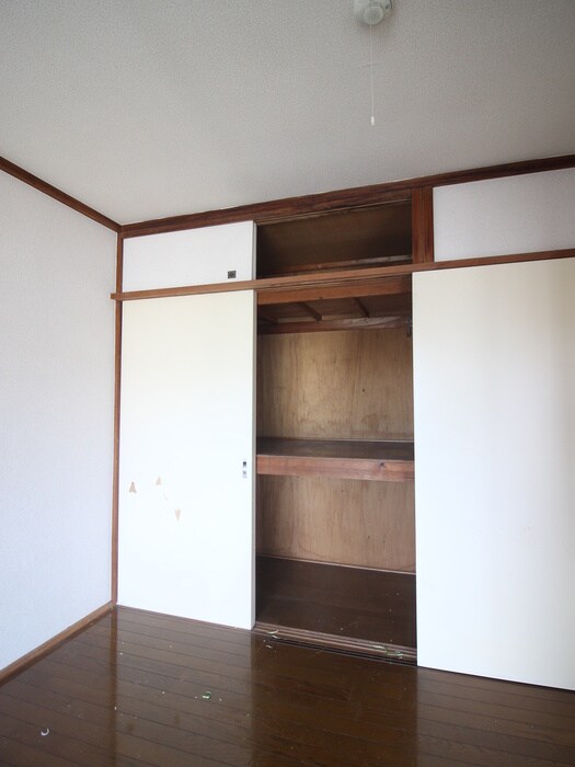 物件内観写真10　(収納)