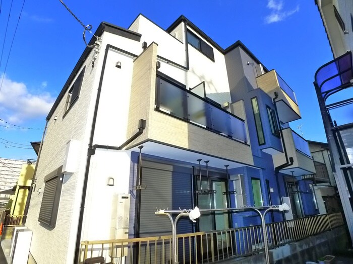 物件外観写真1　(外観写真)