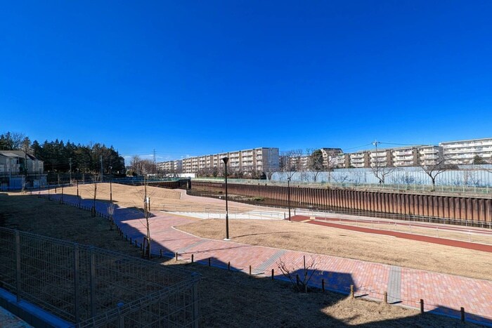 物件外観写真3　(周辺環境)