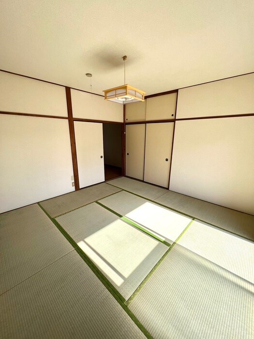 物件内観写真11　(居室)