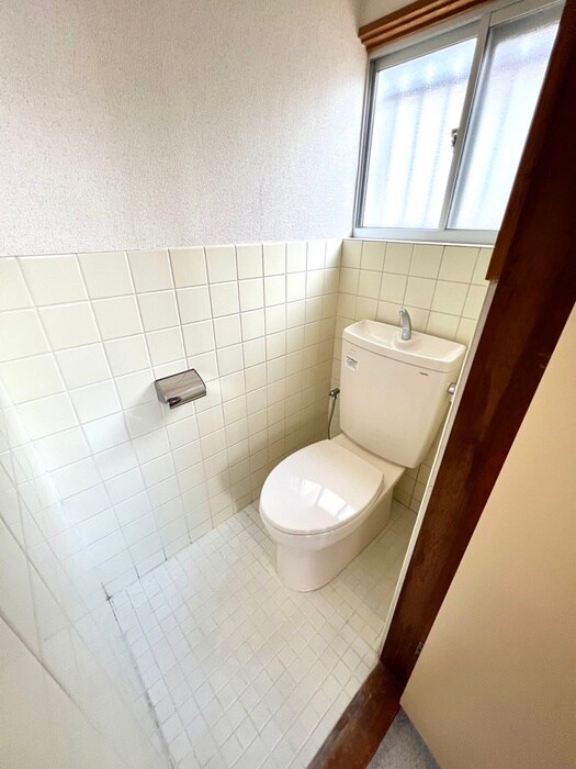 物件内観写真16　(トイレ)